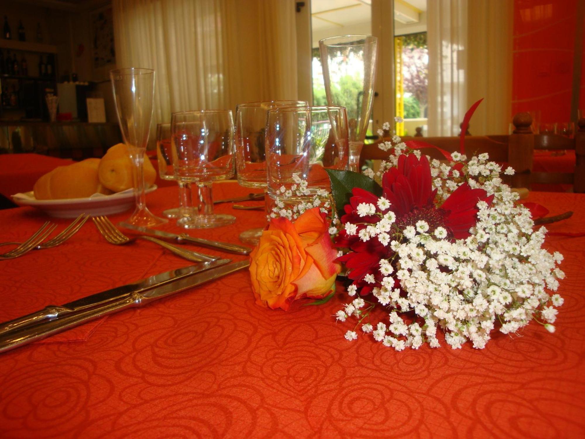 Hotel Graziana Riccione Buitenkant foto