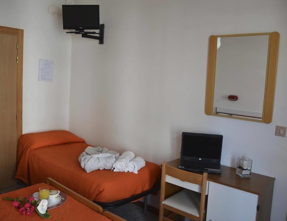 Hotel Graziana Riccione Buitenkant foto